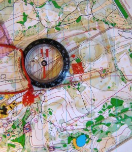 Using the Compass in Interaction with a Map (English)